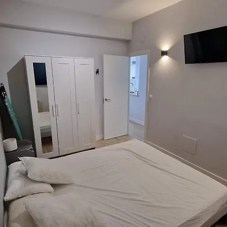 Loft En Madrid Junto Al Metro.-2